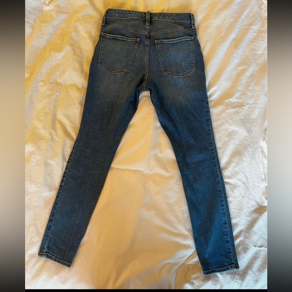 Skinny high rise and one low rise jeans sizes 27 and 26 - Picture 7 of 15